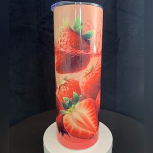 (Handmade)

20oz Strawberry Print Tall Tumbler - Vibrant Red